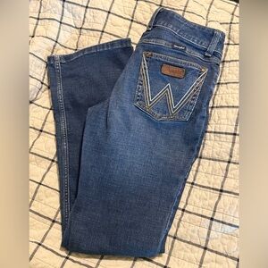 Wrangler Women's Classic Blue Straight Leg Jeans